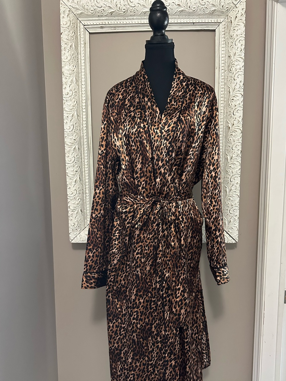 La Senza Leopard Animal Print Satin Robe Sz L-XL